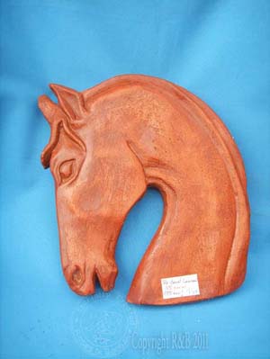 Tête de cheval en plâtre